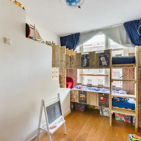 Apartamento Tolstraat Family House *