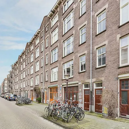 Tolstraat Family House Apartamento Amesterdão